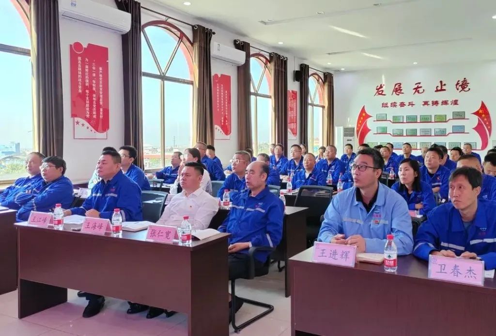 1686800371354613.jpg 44945ba7a6b39cf82ba9454b80df32fb.jpg